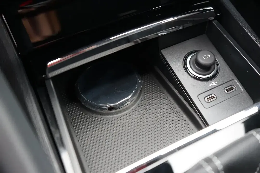 Skoda Karoq 1.5 TSI DSG Sportline - Thumbnail 11