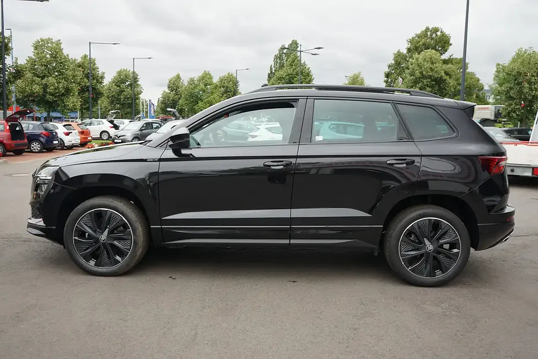 Skoda Karoq 1.5 TSI DSG Sportline - Thumbnail 3