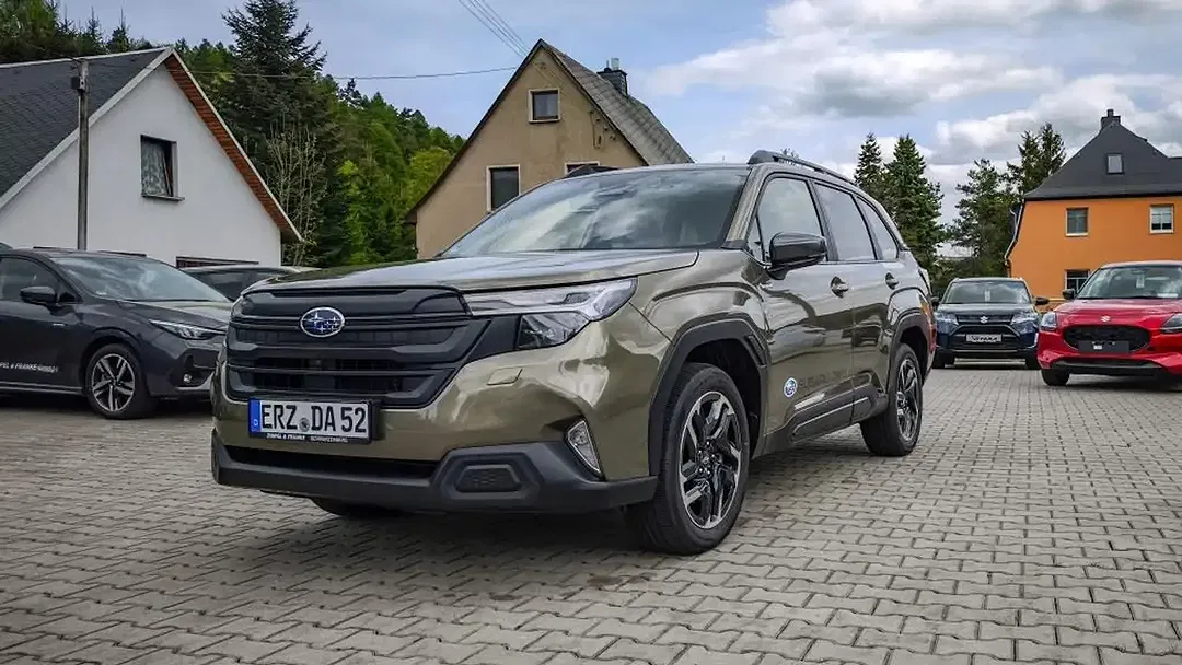 Subaru Forester 2.0 AWD Exclusive - foto 1