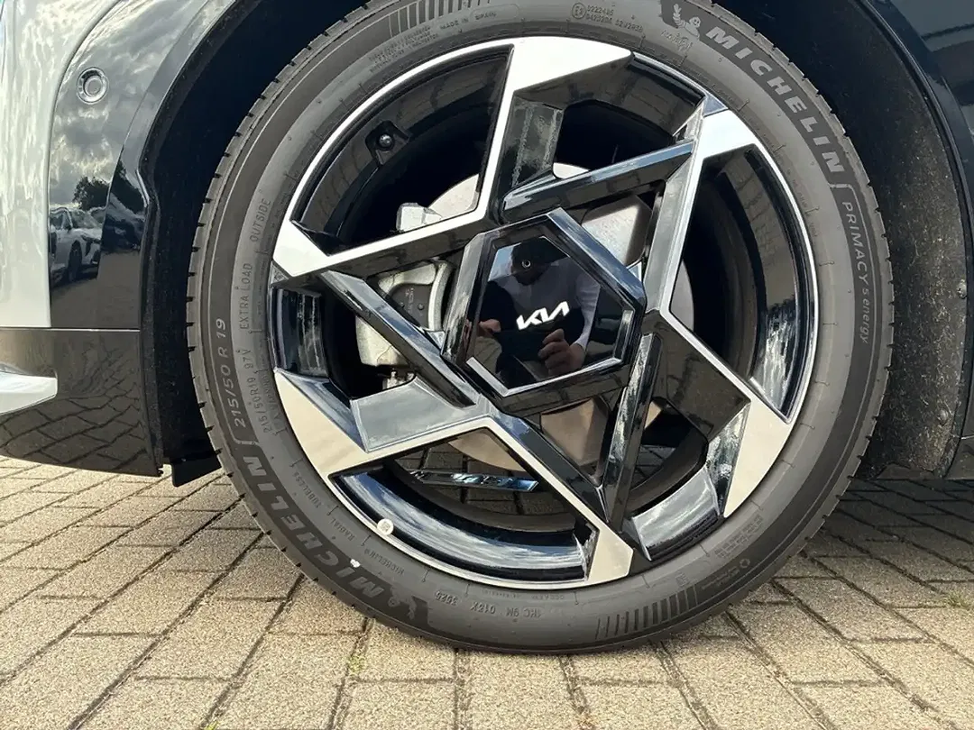 Kia EV4 GT-Line Comfort - Thumbnail 7