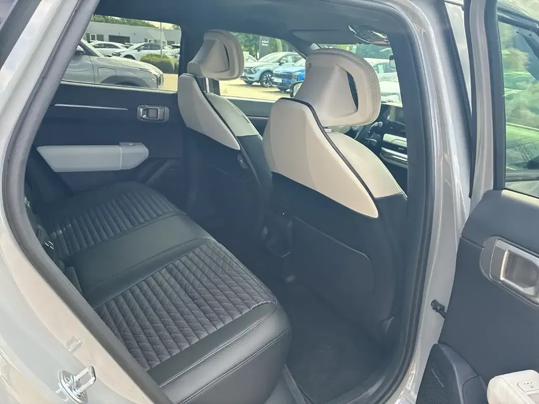 Kia EV4 GT-Line Comfort - Thumbnail 8
