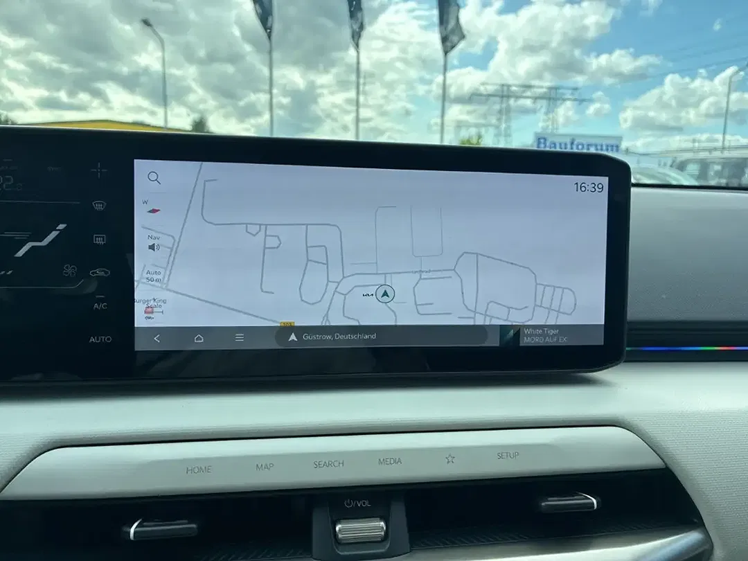 Kia EV4 GT-Line Comfort - Thumbnail 9