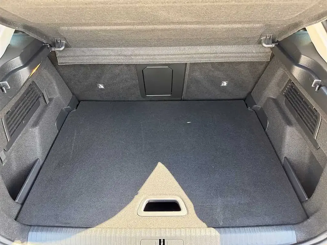 Citroen C4 1.2 EAT8 - Thumbnail 9