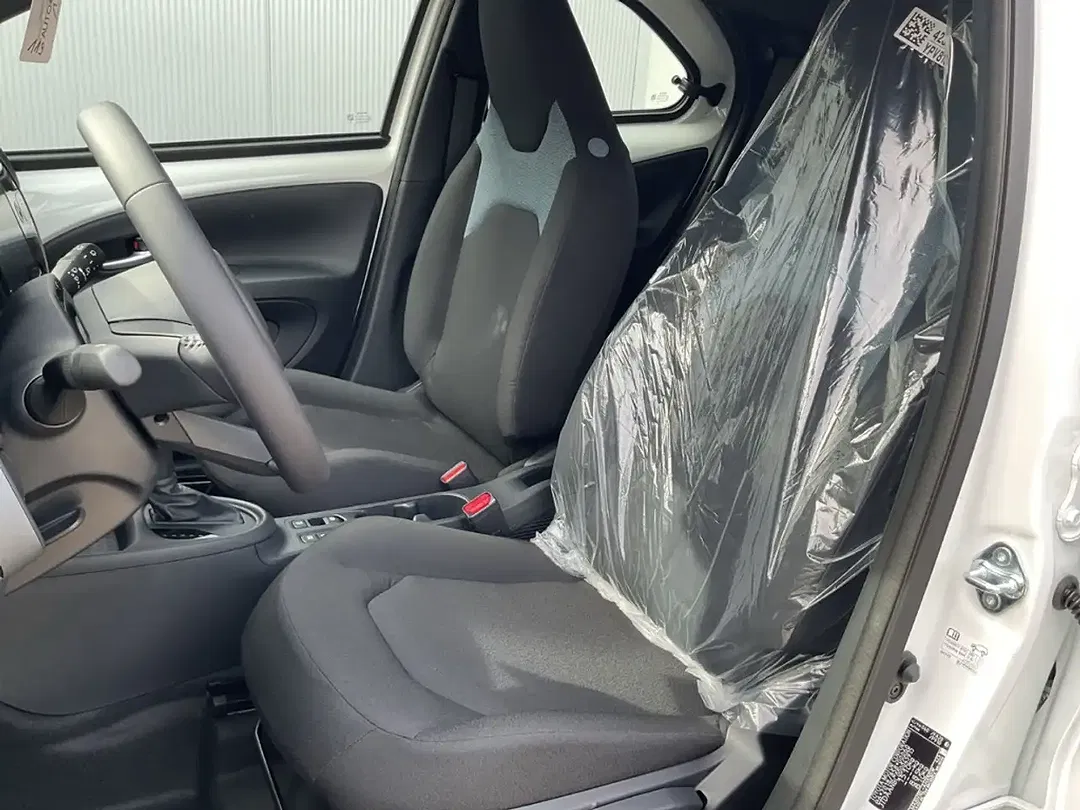 Toyota Aygo X Hybrid Active - Thumbnail 8