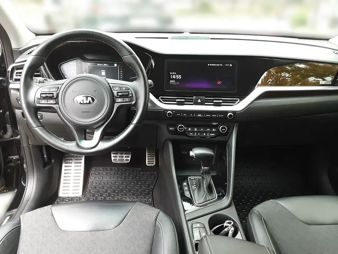 Kia Niro 1.6 GDI PHEV Hybrid AMT Spirit - Thumbnail 10