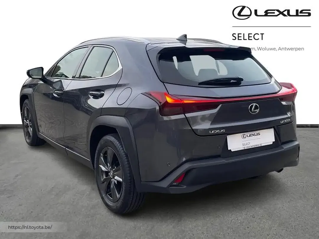 Lexus UX 300h - foto 2
