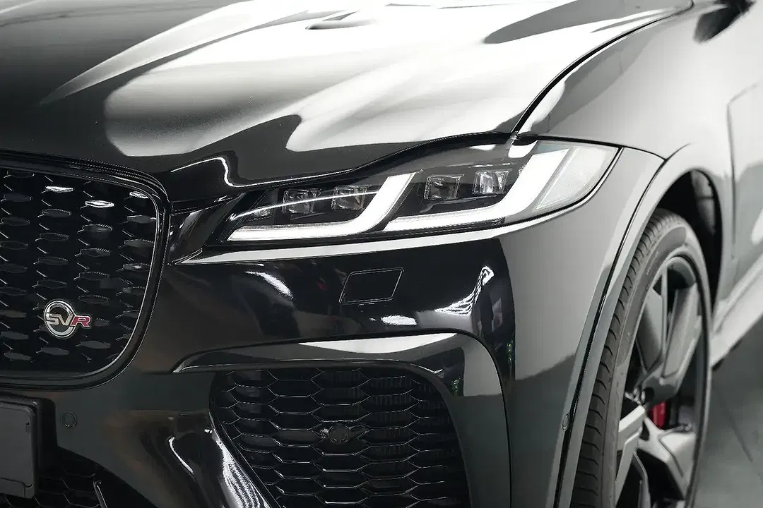 Jaguar F-Pace SVR - Thumbnail 7