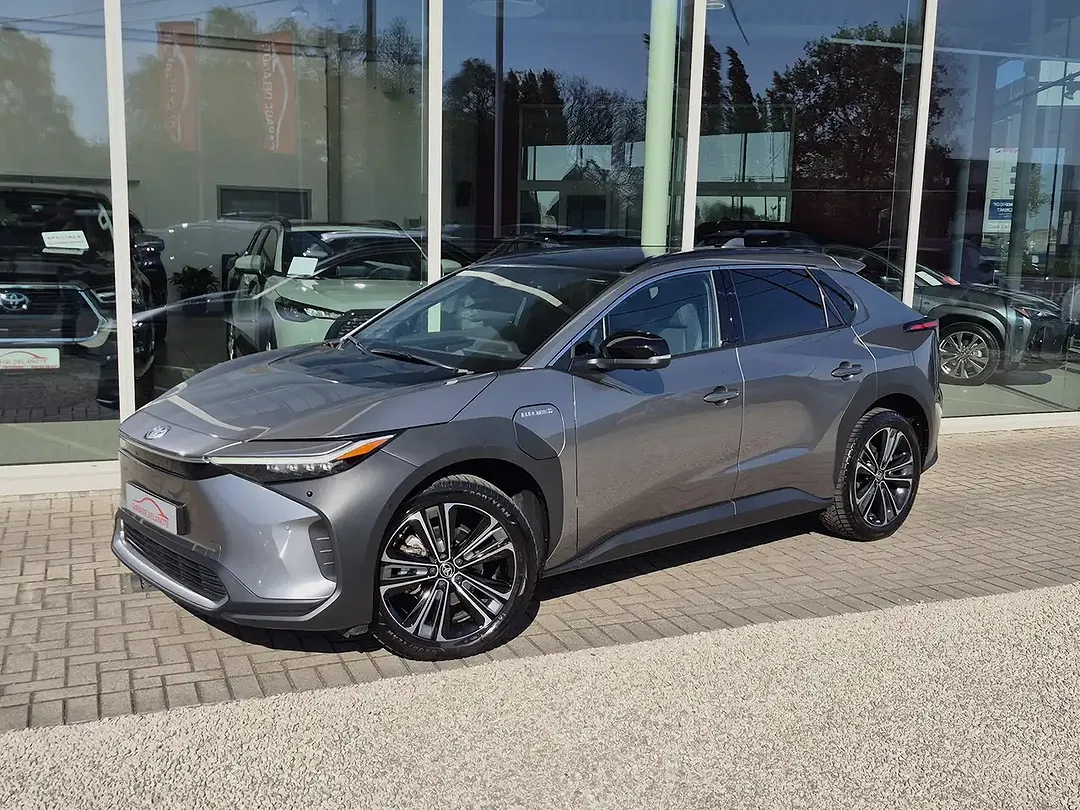 Toyota bZ4X 4x4 Premium - Thumbnail 3