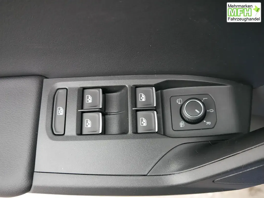 CUPRA Leon 1.5 eTSI DSG Sportstourer - Thumbnail 14