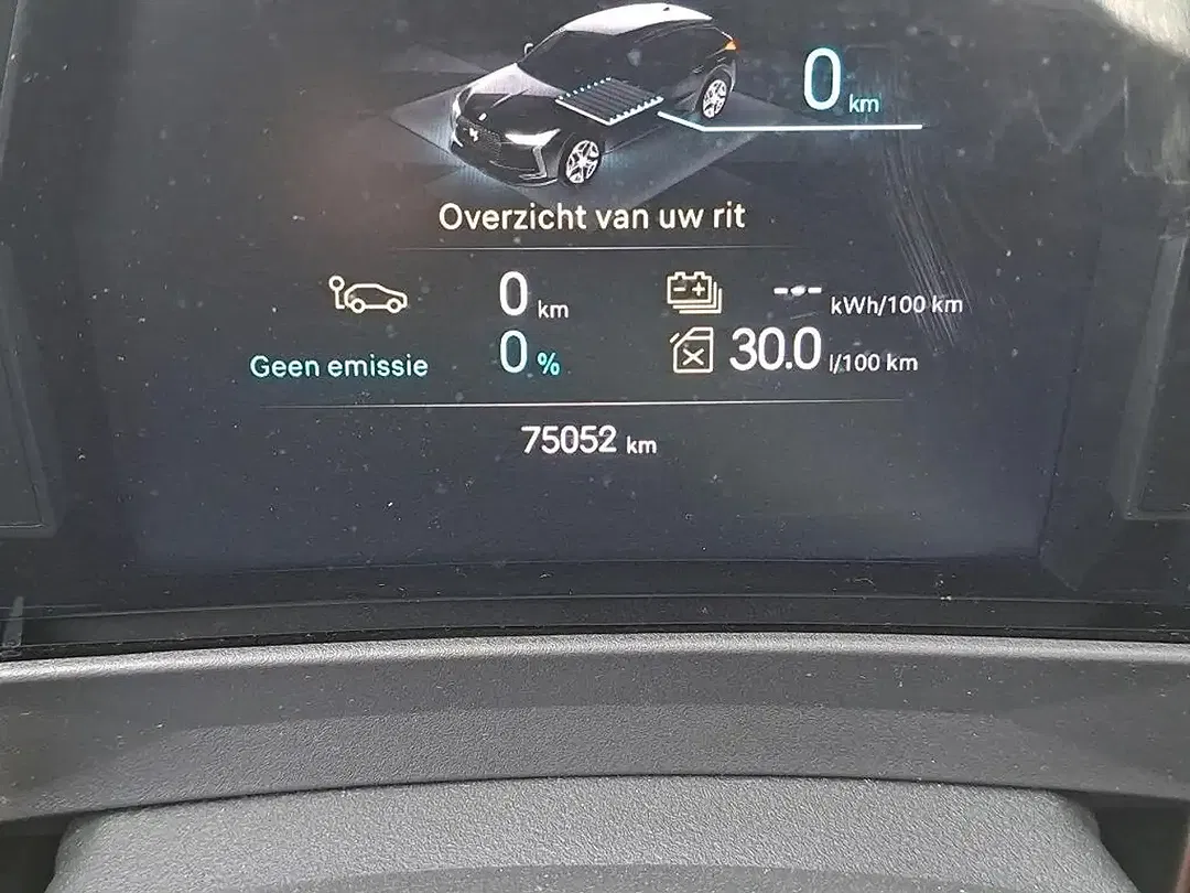 DS Automobiles DS 4 - Thumbnail 3