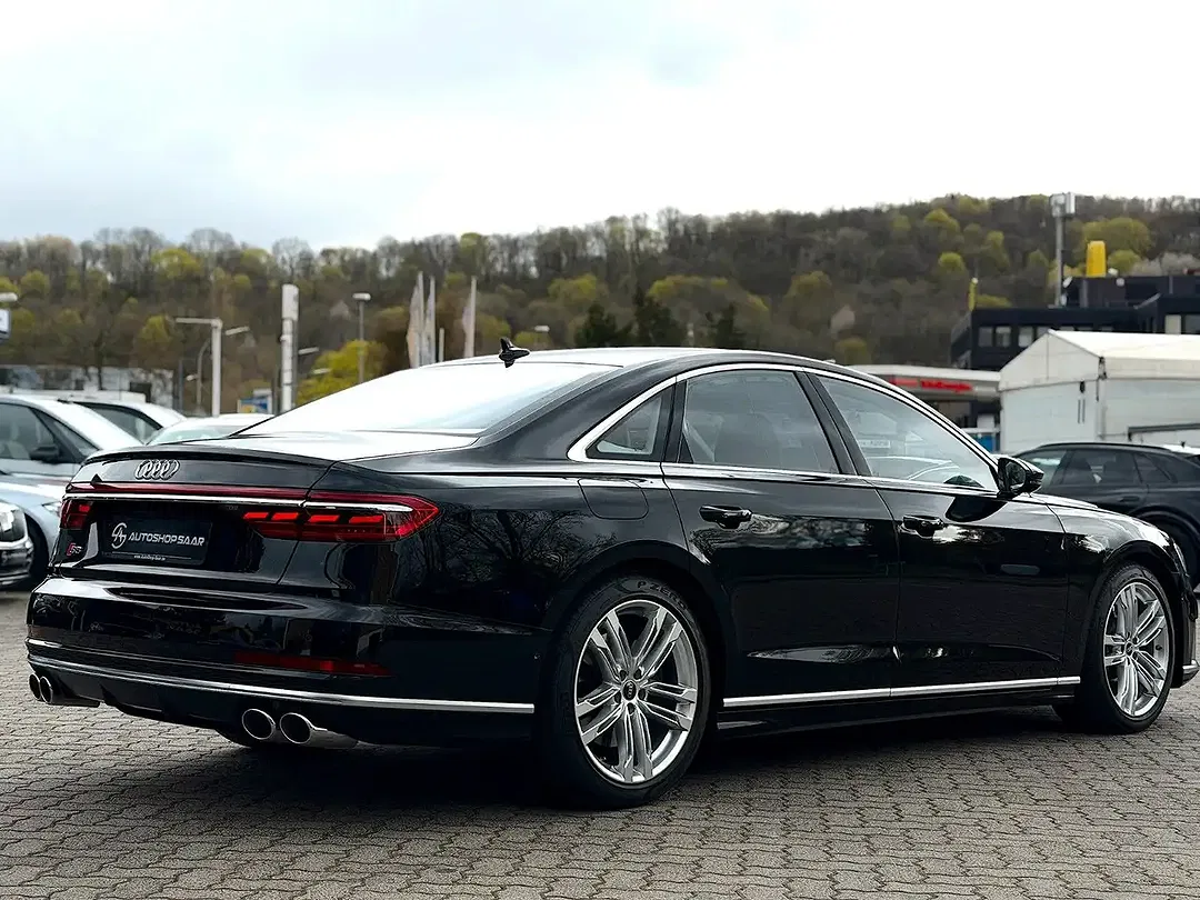 Audi S8 4.0 V8 TFSI quattro - Thumbnail 4