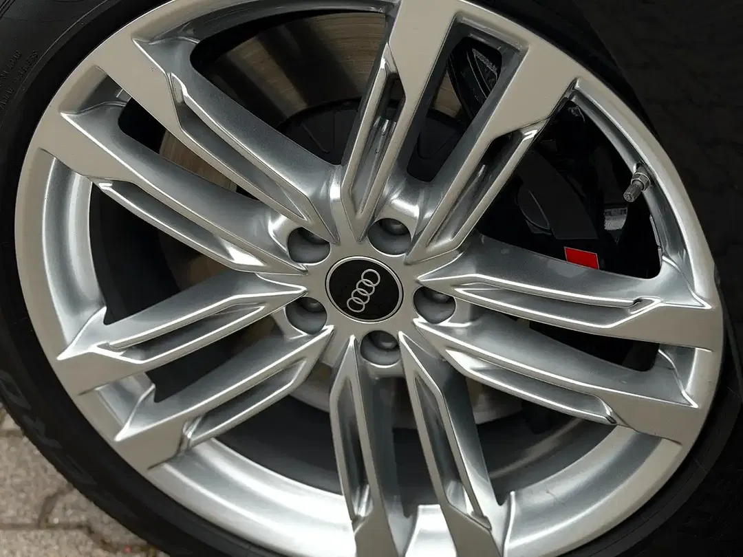 Audi S8 4.0 V8 TFSI quattro - Thumbnail 9
