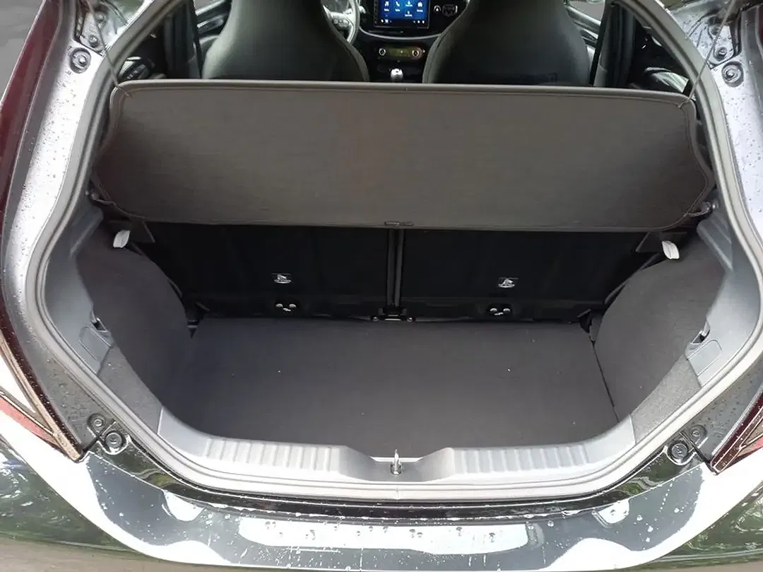 Toyota Aygo X Business Edition - Thumbnail 4