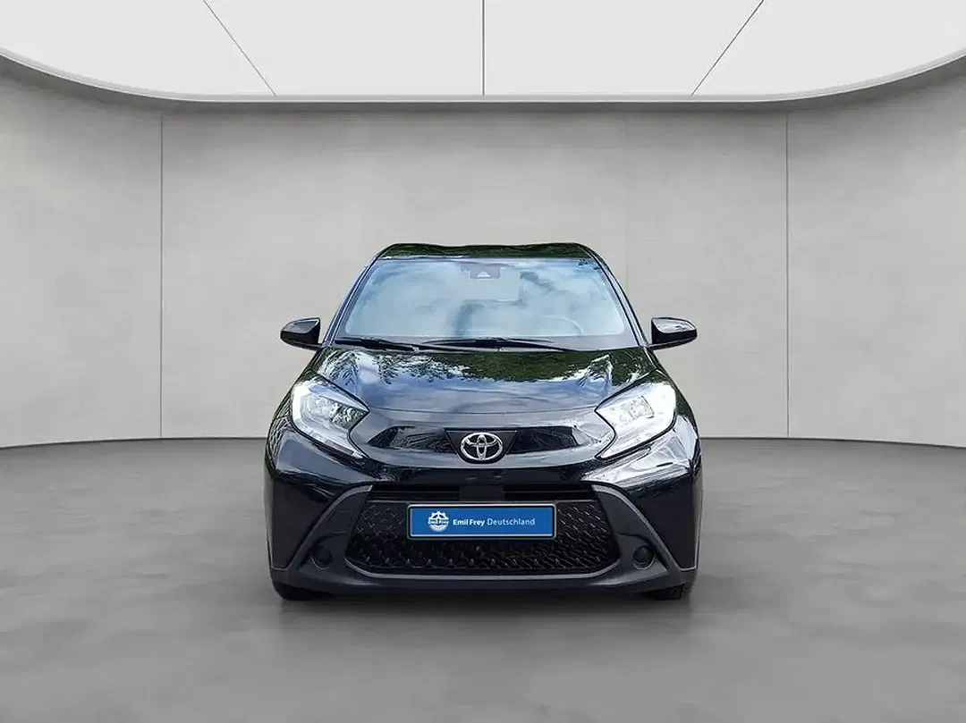 Toyota Aygo X Business Edition - Thumbnail 8