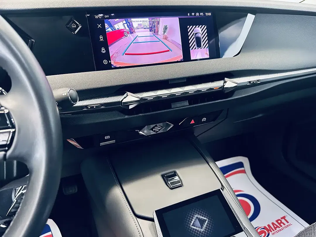 DS Automobiles DS 4 - Thumbnail 11