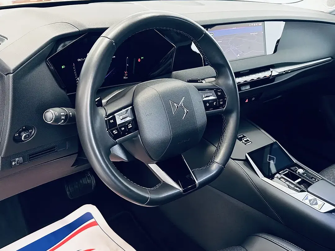 DS Automobiles DS 4 - Thumbnail 8