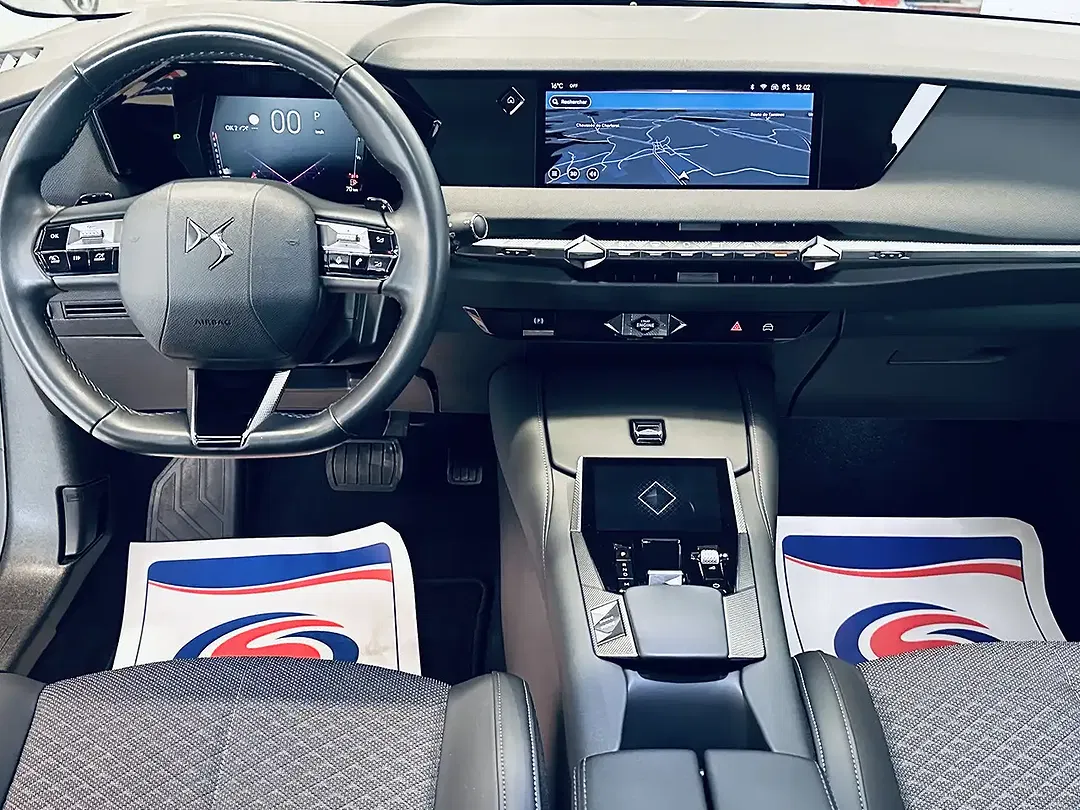 DS Automobiles DS 4 - Thumbnail 9