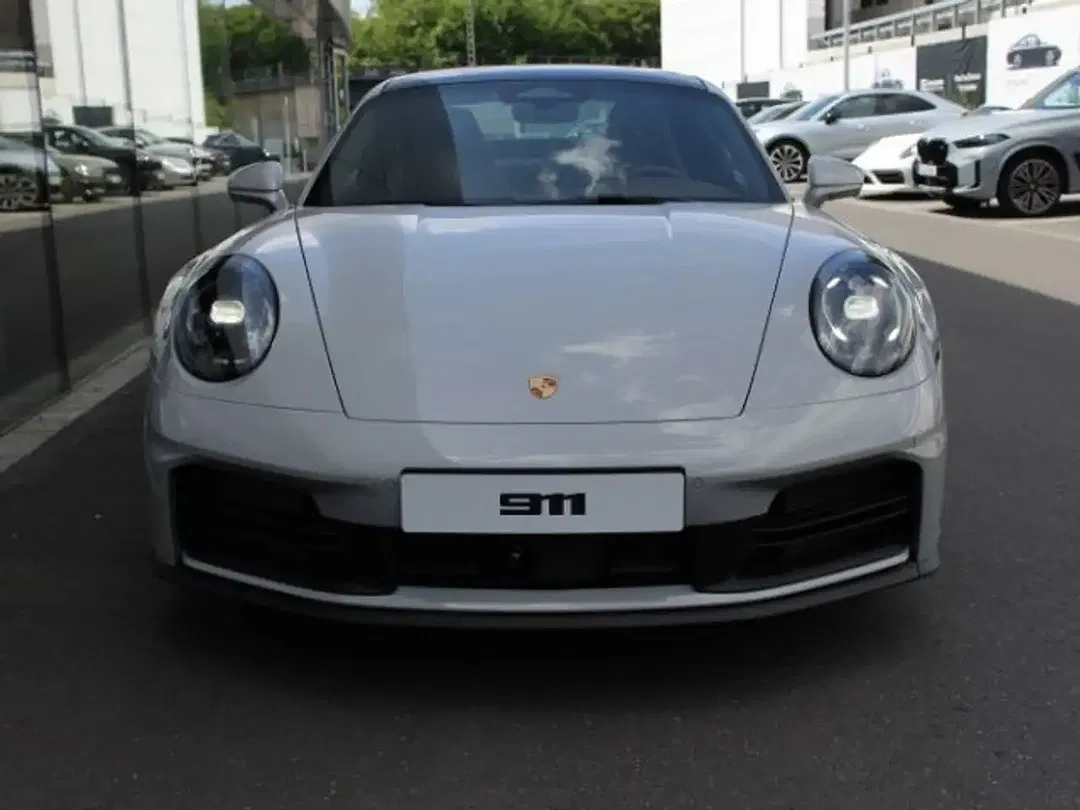 Porsche 992 Carrera S - Thumbnail 6