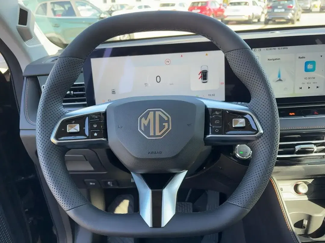 MG HS Hybrid Luxury - Thumbnail 11