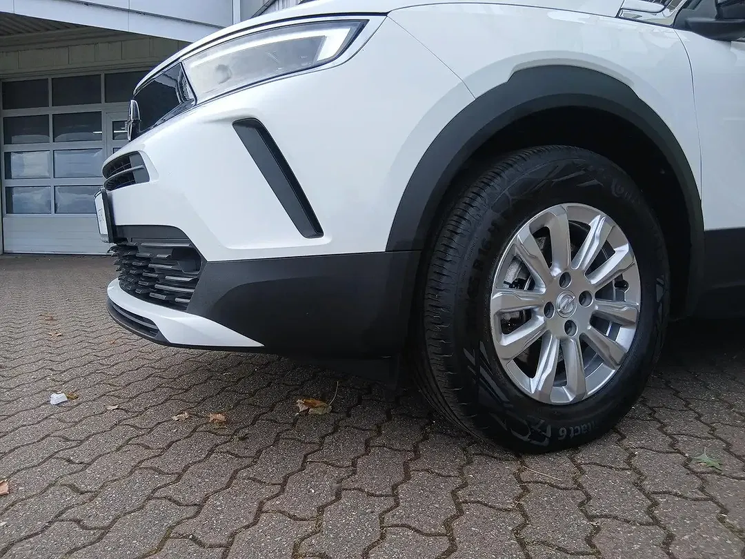 Opel Mokka-E - Thumbnail 8