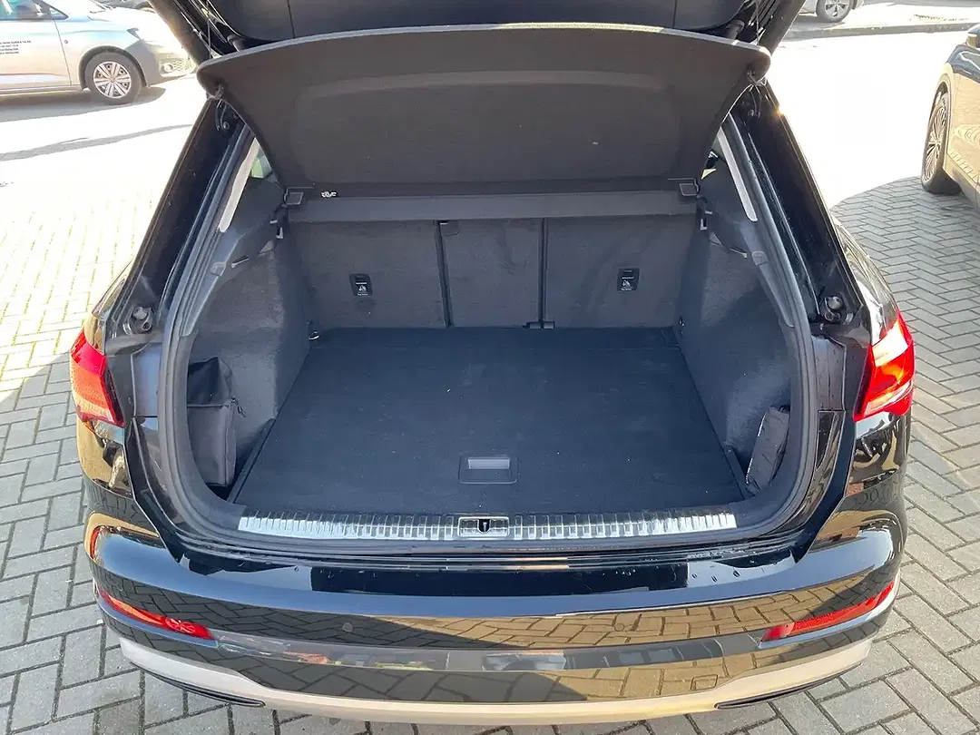 Audi Q3 35 TFSI S tronic - Thumbnail 12