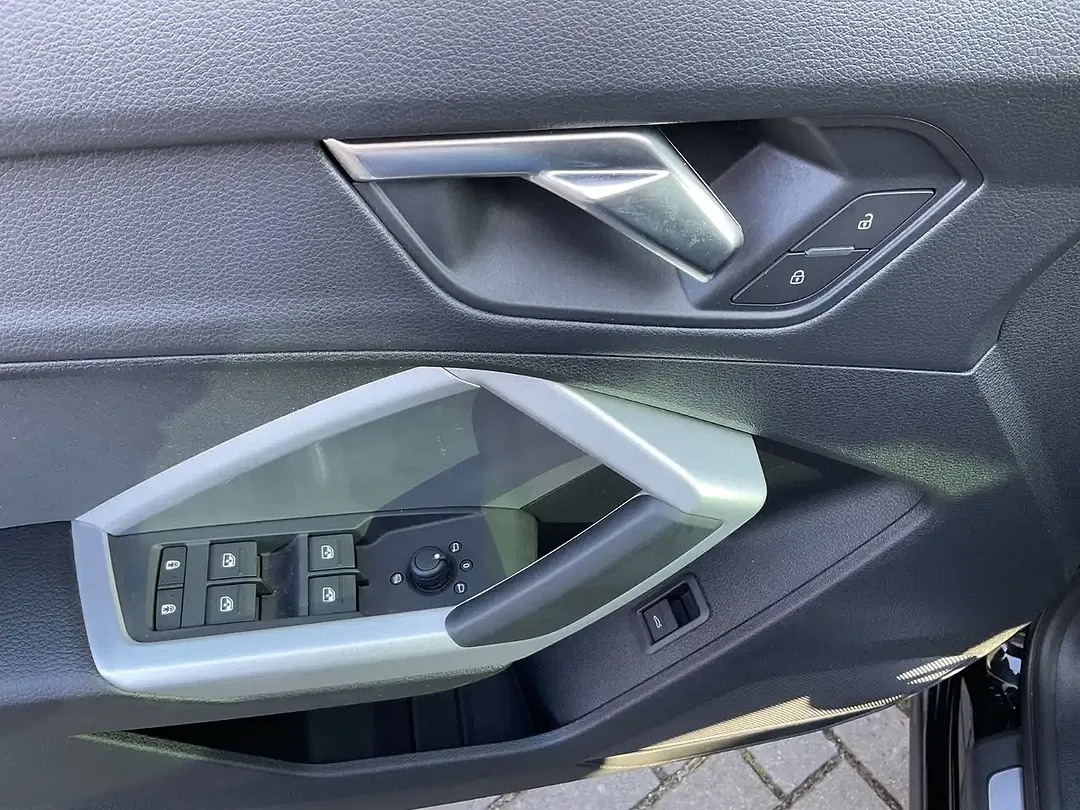 Audi Q3 35 TFSI S tronic - Thumbnail 14