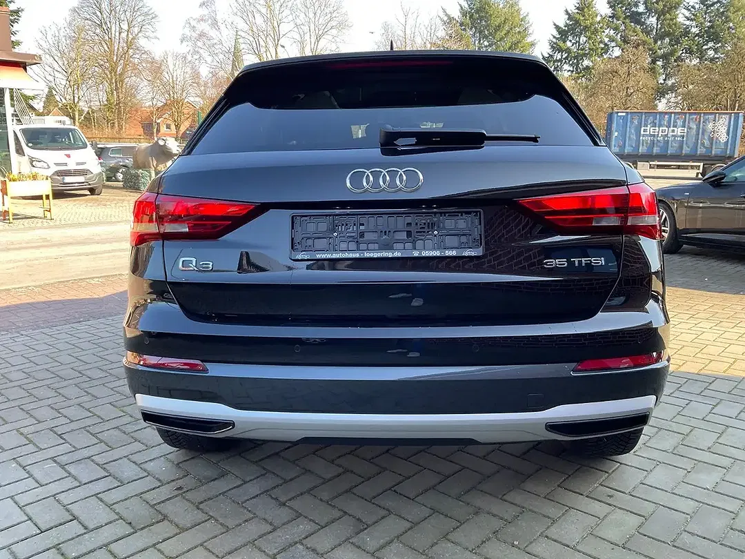 Audi Q3 35 TFSI S tronic - Thumbnail 6