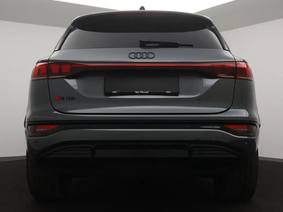 Audi SQ6 e-tron quattro - Thumbnail 13