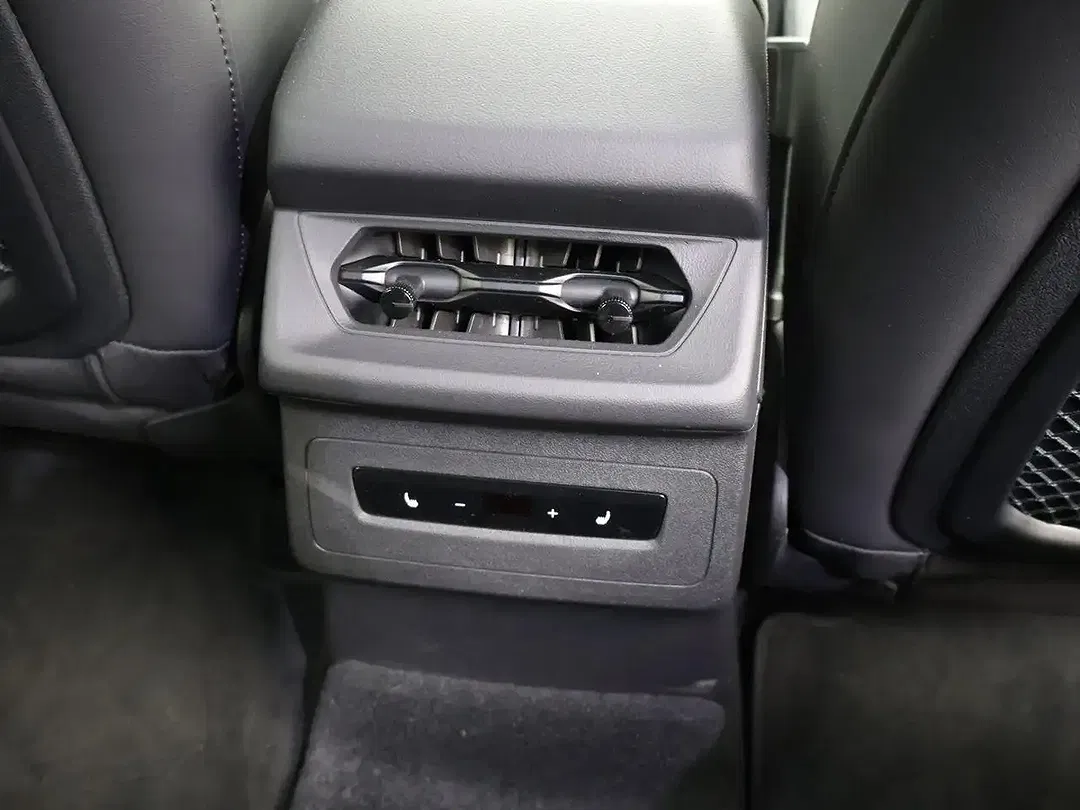 Audi SQ6 e-tron quattro - Thumbnail 7