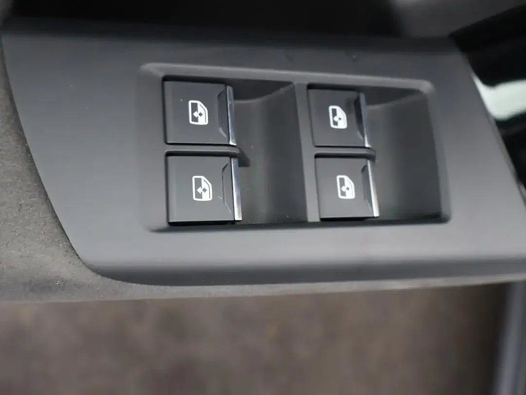 Audi SQ6 e-tron quattro - Thumbnail 8