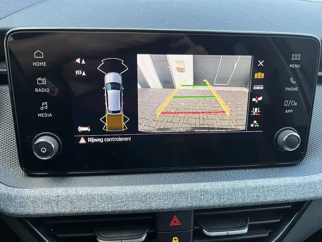 Skoda Kamiq TSI DSG - Thumbnail 10