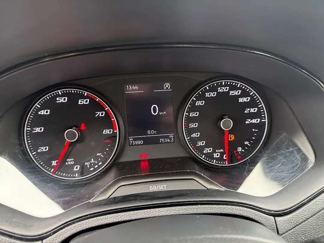 SEAT Arona 1.0 EcoTSI Reference - Thumbnail 6