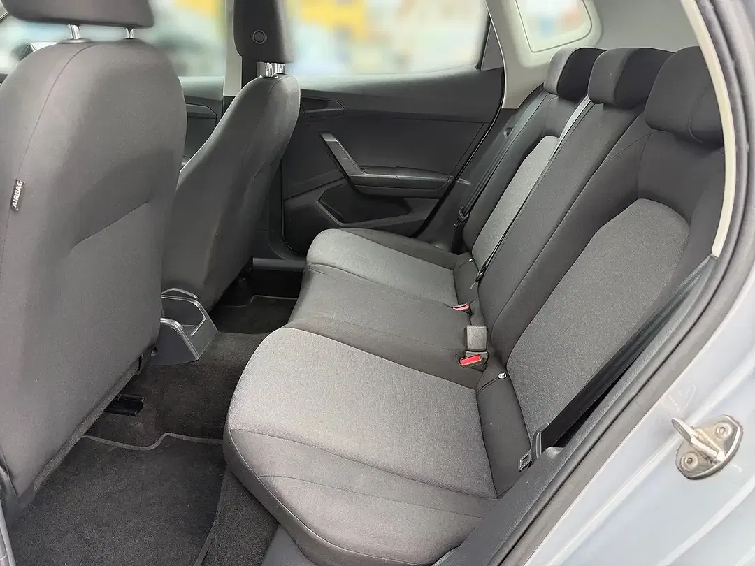 SEAT Arona 1.0 EcoTSI Reference - Thumbnail 9