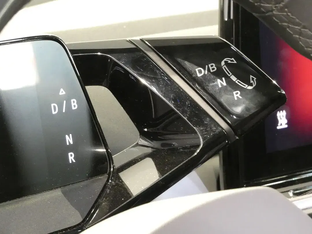 Volkswagen ID.4 Pro Performance - Thumbnail 12