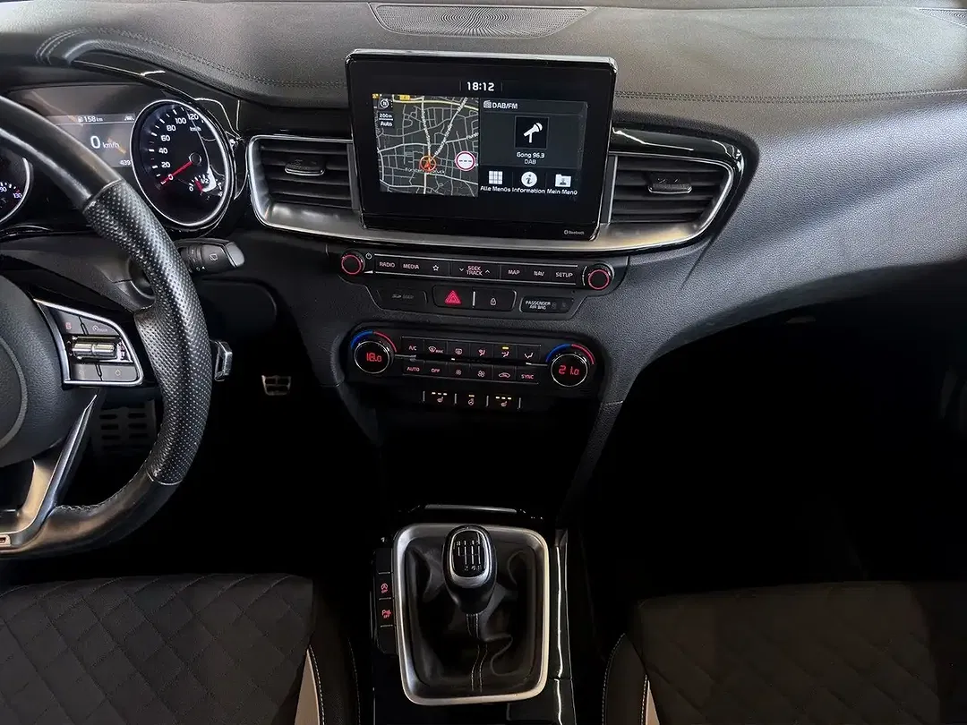 Kia ProCeed / pro_cee'd GT-Line - foto 15