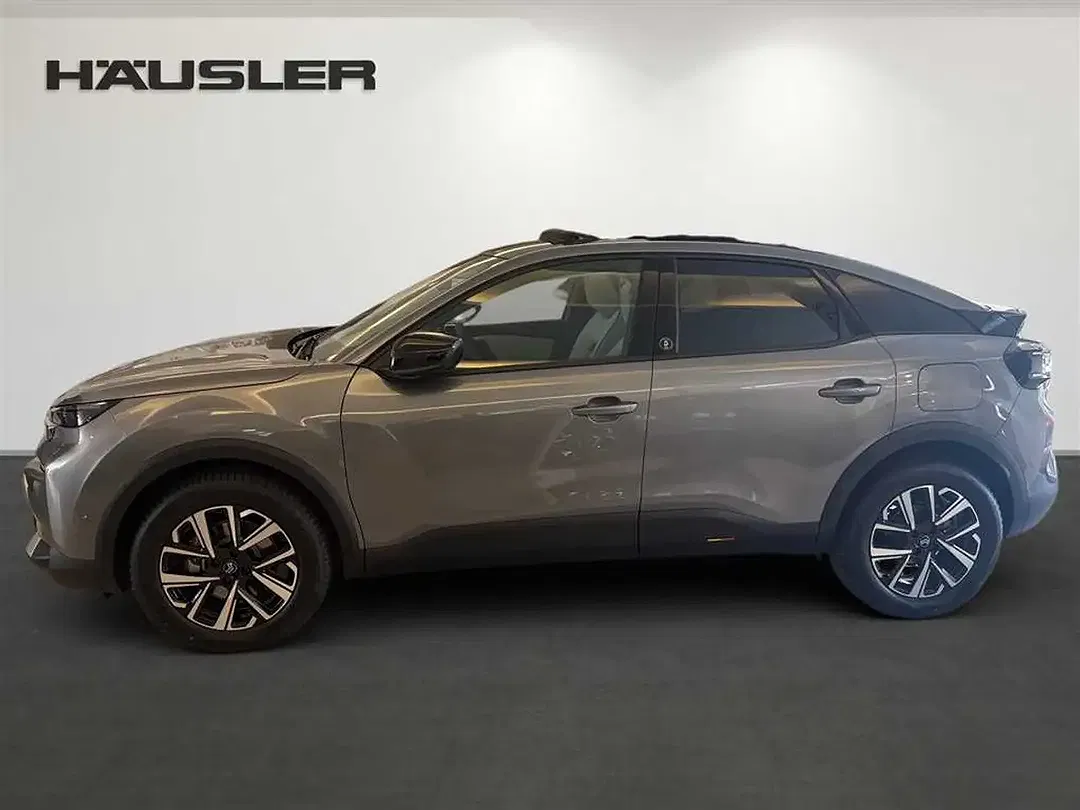 Citroen C4 EAT8 Hybrid - Thumbnail 6