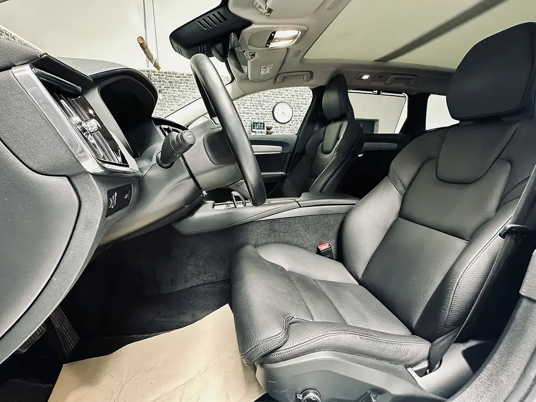 Volvo V90 Cross Country AWD Pro - Thumbnail 10