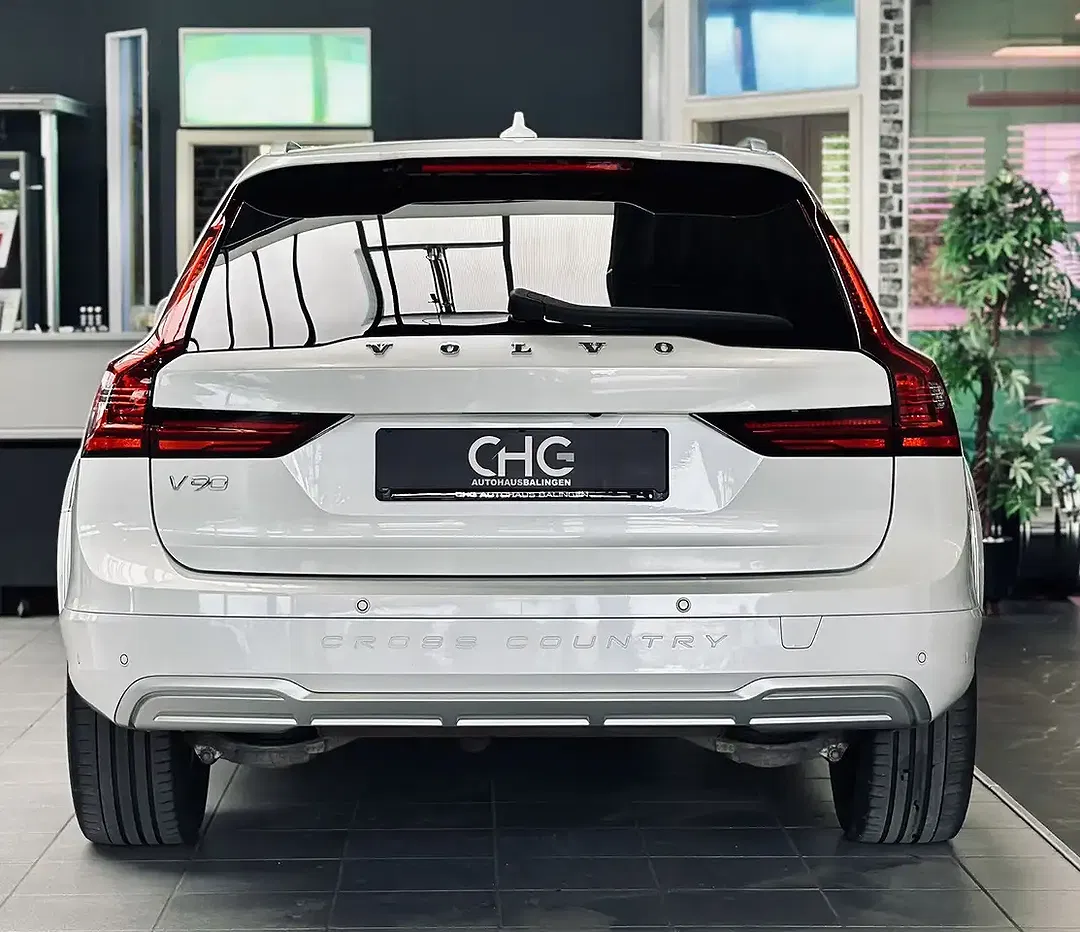 Volvo V90 Cross Country AWD Pro - Thumbnail 7