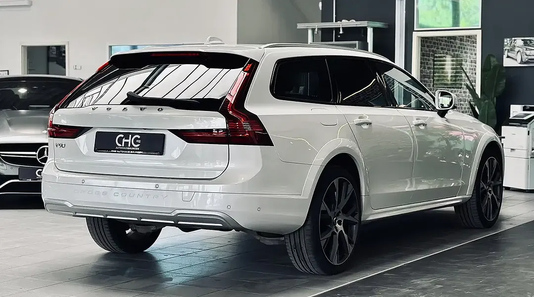 Volvo V90 Cross Country AWD Pro - Thumbnail 8