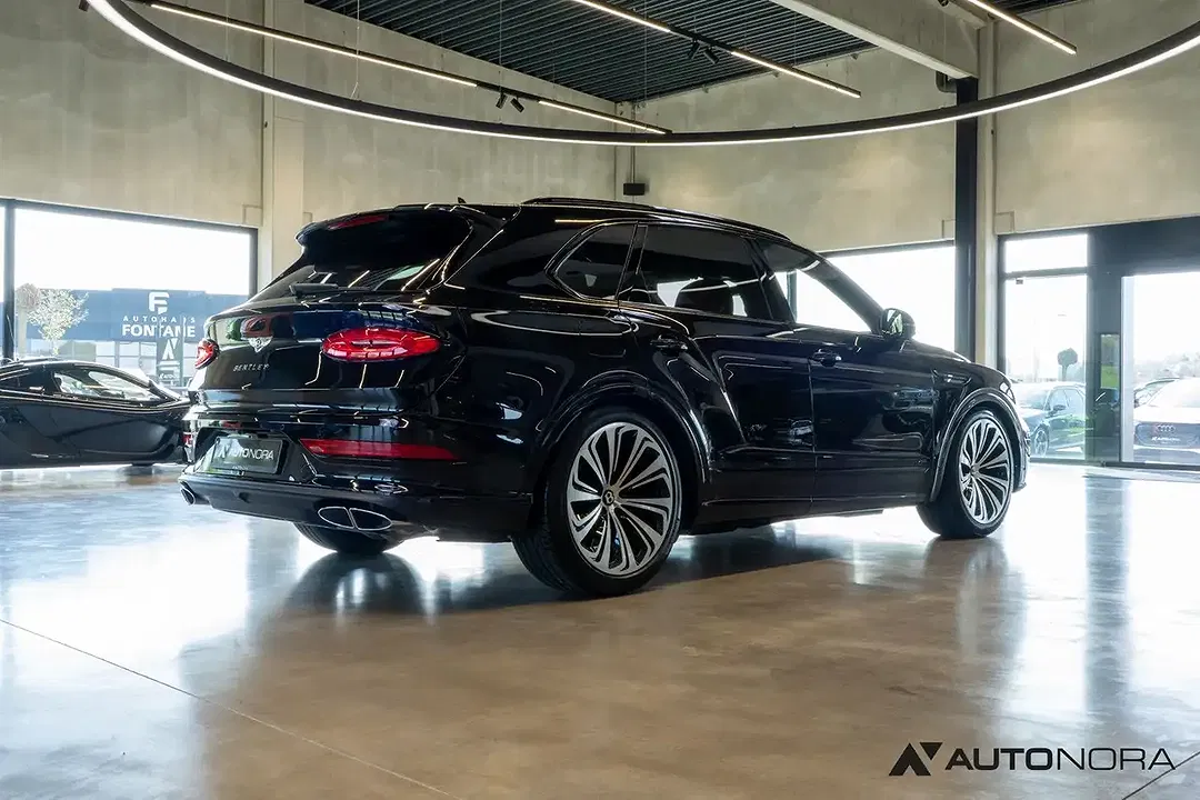 Bentley Bentayga 4.0 V8 Mulliner - Thumbnail 14