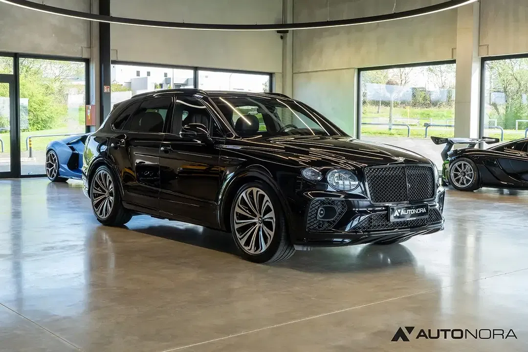 Bentley Bentayga 4.0 V8 Mulliner - Thumbnail 3