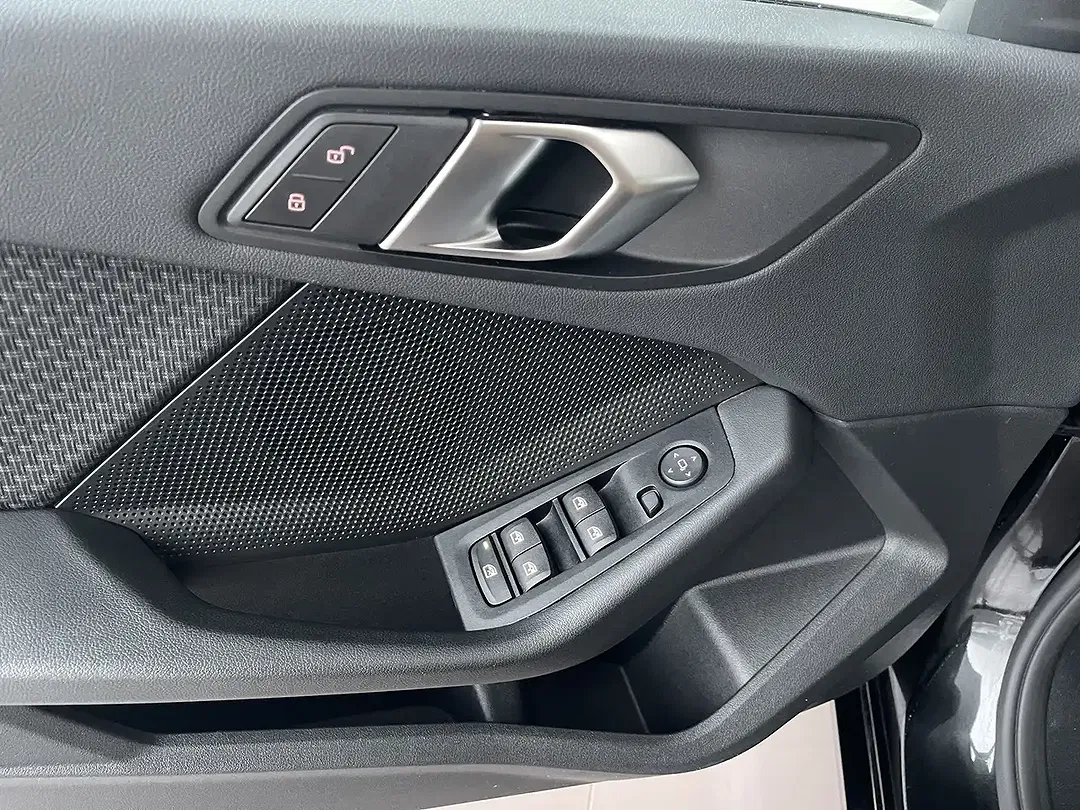 BMW 116 - foto 8