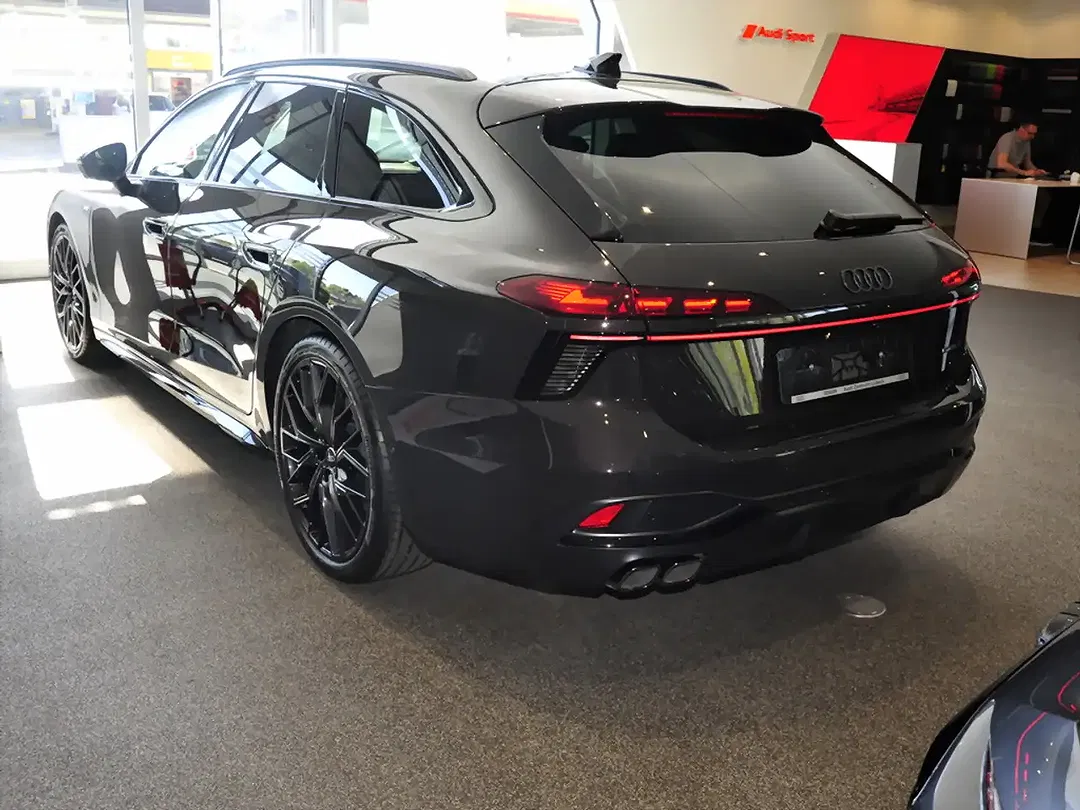 Audi A6 TDI quattro Avant Edition One - Thumbnail 2