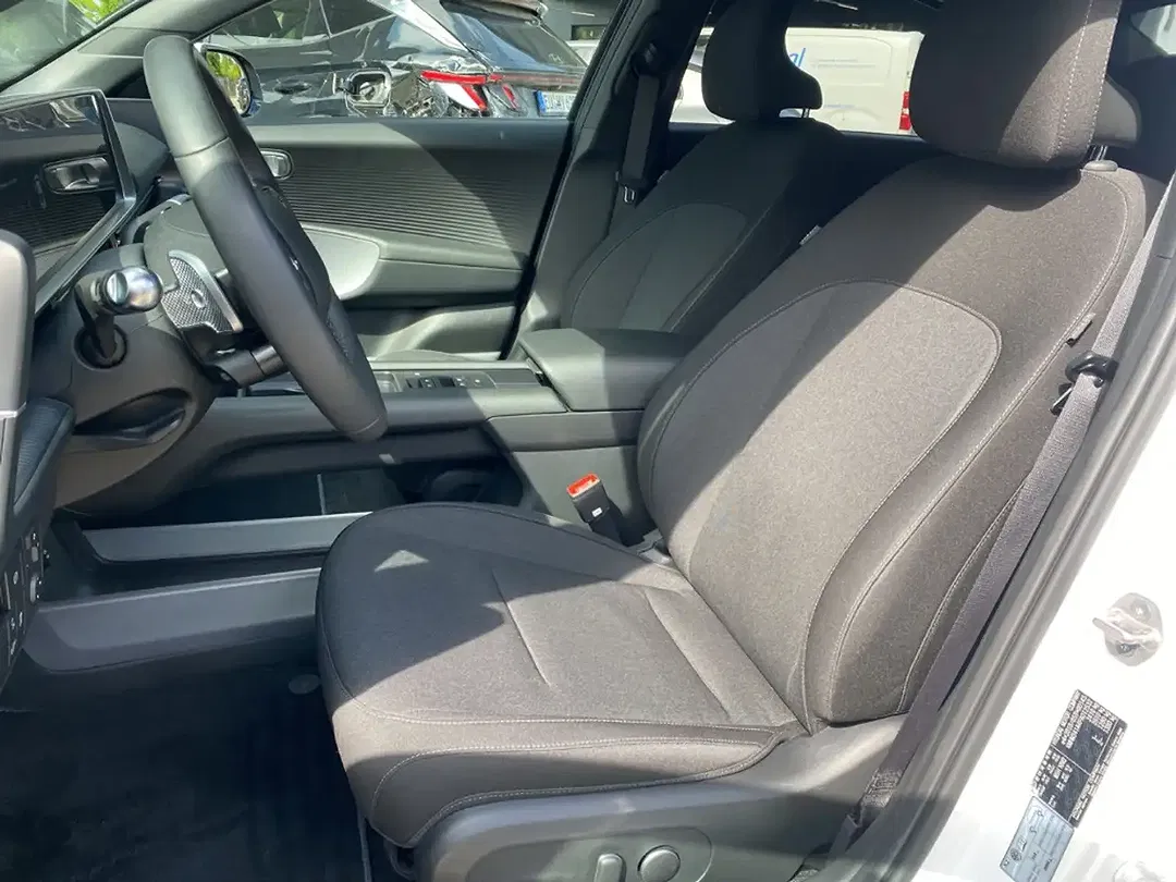 Hyundai IONIQ 6 TECHNIQ - Thumbnail 7