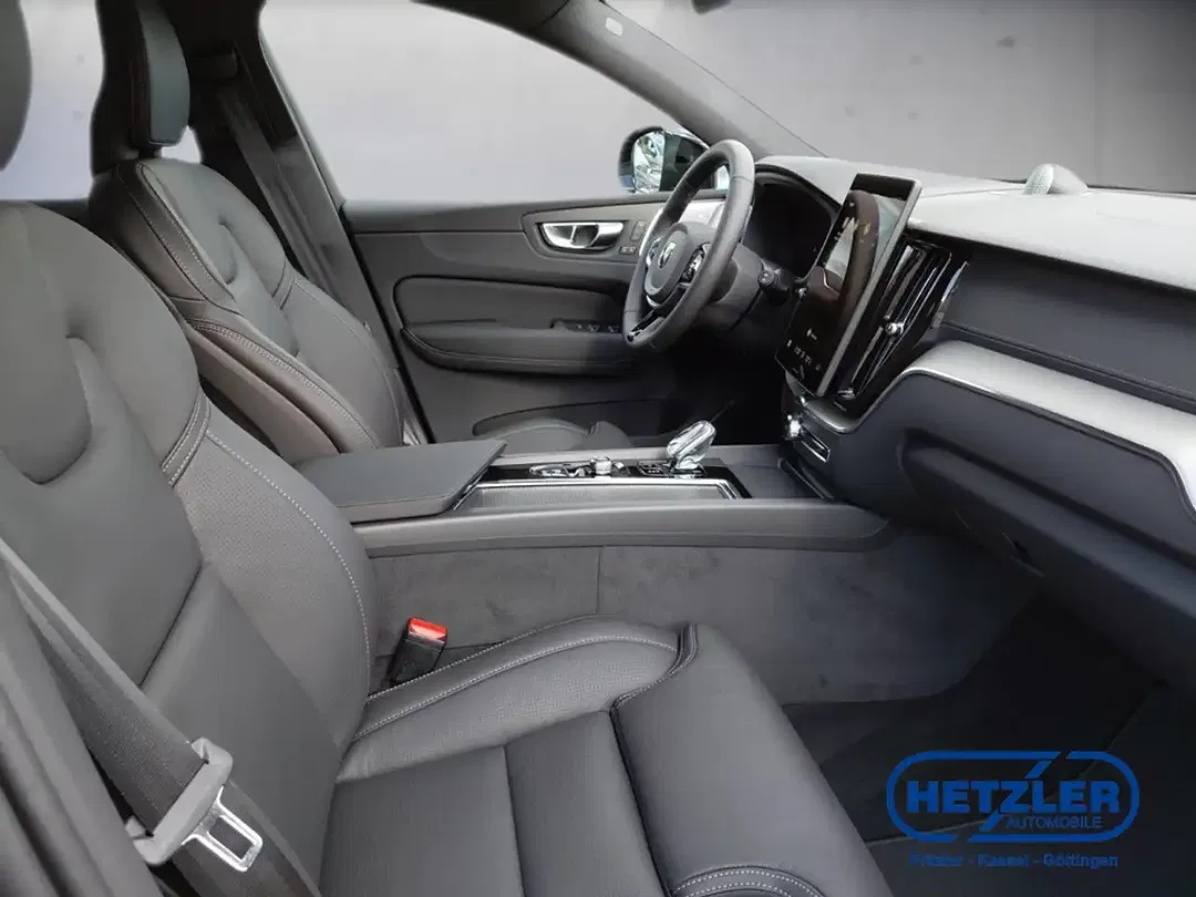 Volvo XC60 T8 PHEV Hybrid AWD Recharge Ultra Dark - Thumbnail 14