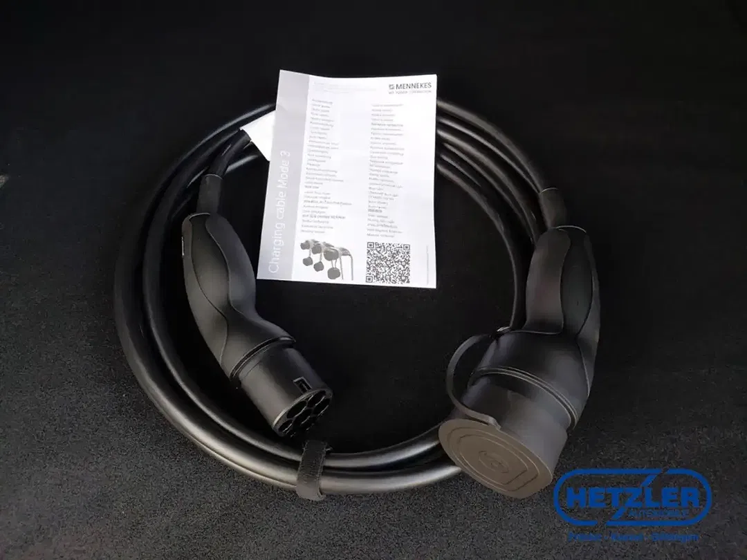 Volvo XC60 T8 PHEV Hybrid AWD Recharge Ultra Dark - Thumbnail 17