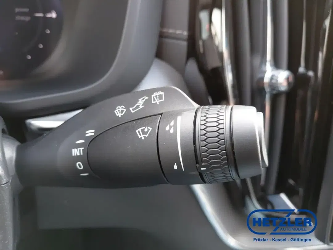 Volvo XC60 T8 PHEV Hybrid AWD Recharge Ultra Dark - Thumbnail 20