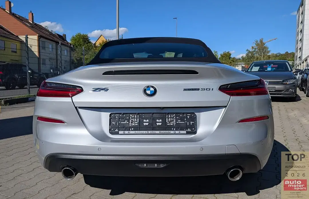 BMW Z4 sDrive Convertible - Thumbnail 14