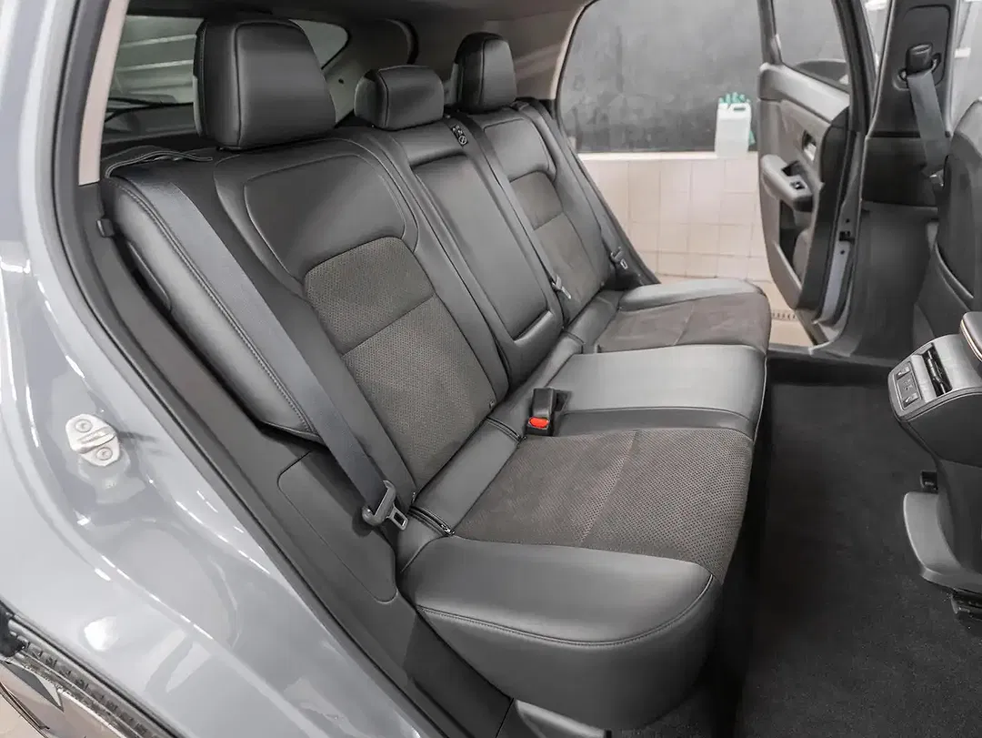 Nissan Ariya Evolve - Thumbnail 8