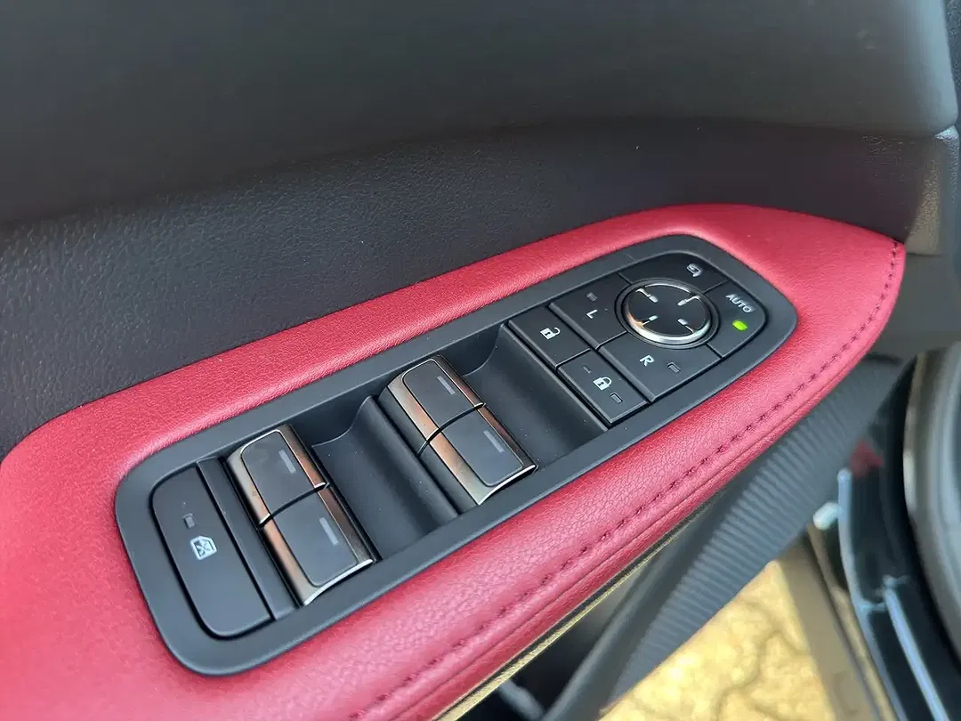 Lexus RX 500h F SPORT+ - Thumbnail 12
